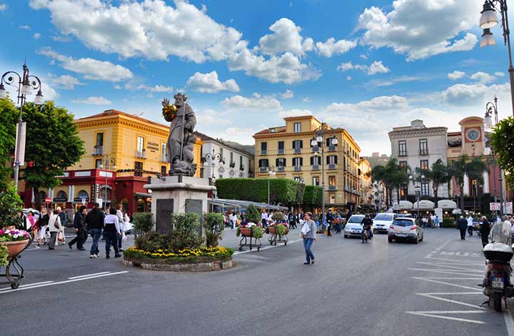 Tour da Napoli per Pompei, Sorrento e Positano